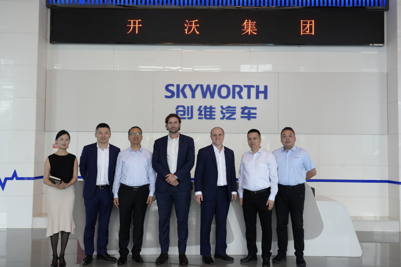 Австралийският генерален консул в Шанхай посещава SKYWELL Group, за да проучи съвместно глобалното развитие на нови енергийни превозни средства